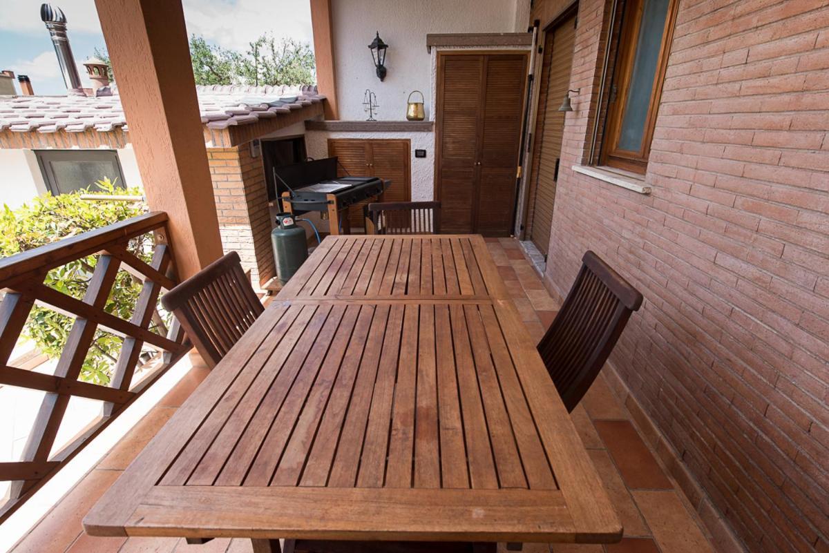 Villa Iara เชร์เวเตรี ภายนอก รูปภาพ